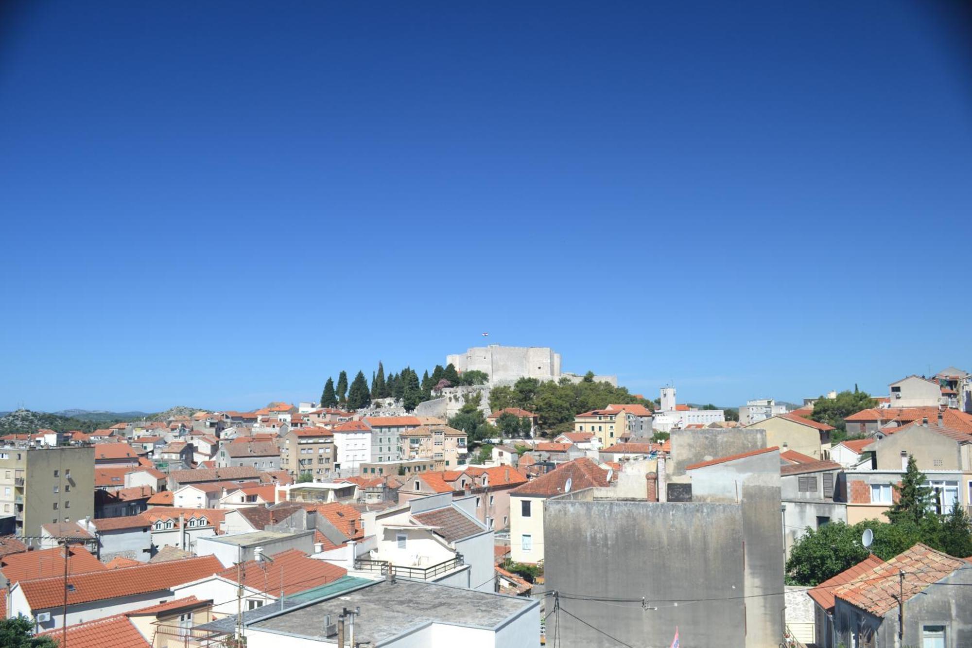 Apartman Bebe In Old Town- With Free Parking Sibenik Bagian luar foto