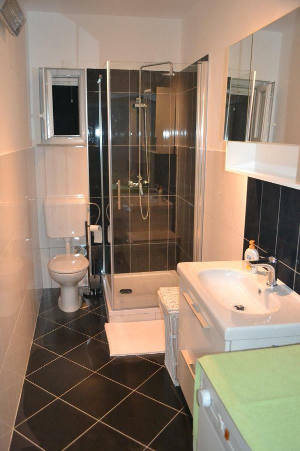 Apartman Bebe In Old Town- With Free Parking Sibenik Bagian luar foto